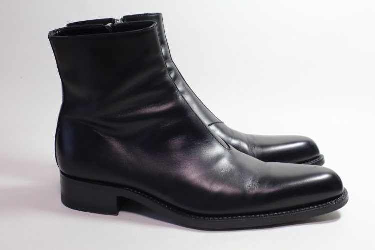 550 使用数回 セルジオ・ロッシ ショートブーツ 61/2 ブラック カーフ - SHOESAHOLIC 公式 | 高級靴の買取委託と中古