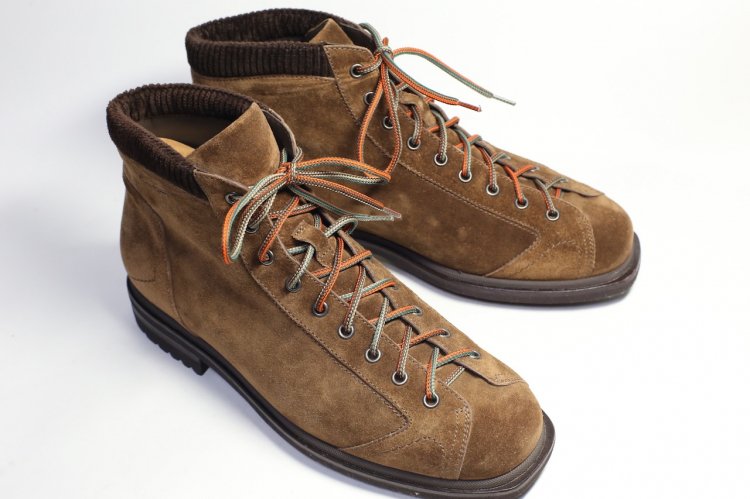 510 極上 サントーニ Santoni スエード マウンテンブーツ - SHOESAHOLIC 公式 | 高級靴の買取委託と中古USEDの通販サイト