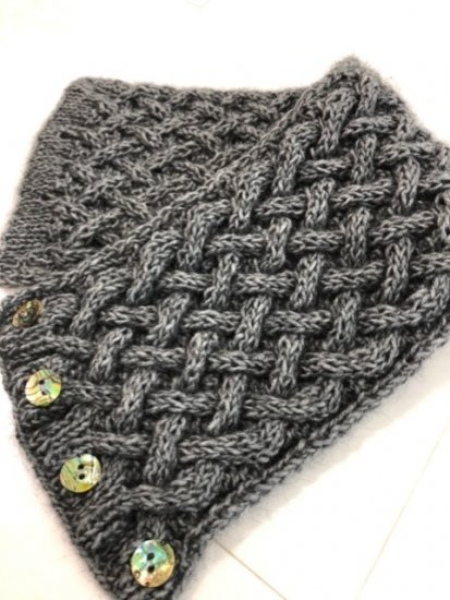 ポッサム メリノ毛糸で編む 両面なわ編みのスヌード 編み図