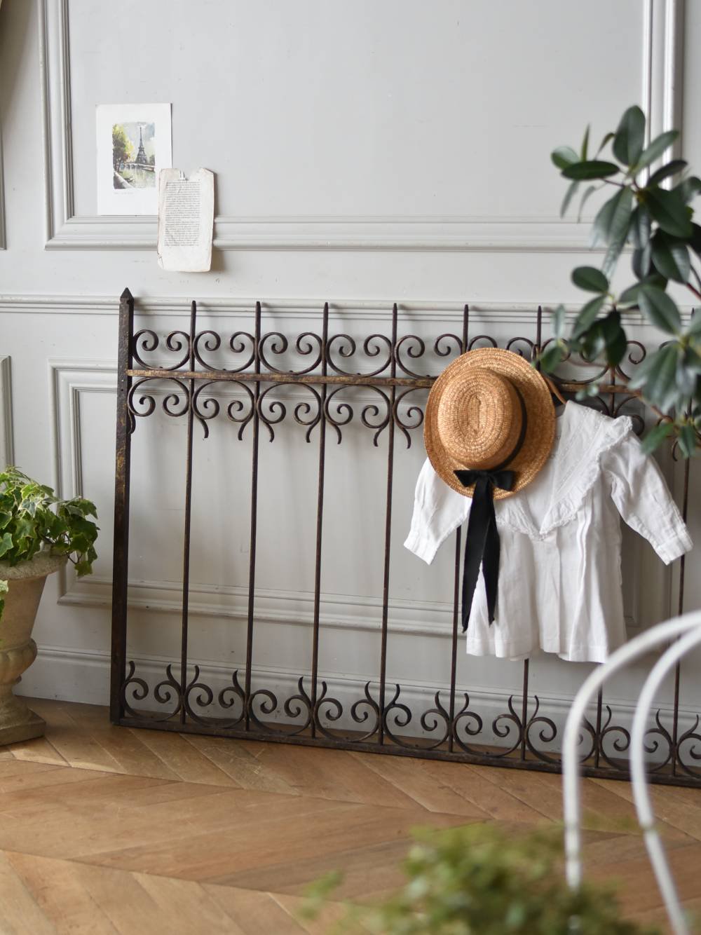 フランスアンティークアイアンと木製の窓枠 フェンス 家具パーツ 