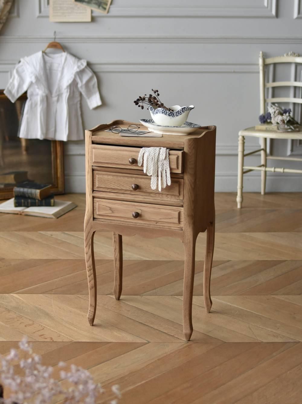 ☆ビンテージ☆ フランスベッド　ナイトテーブル　北欧　アンティーク ヴィンテージのナイトテーブル｜北欧家具アンバーデザイン