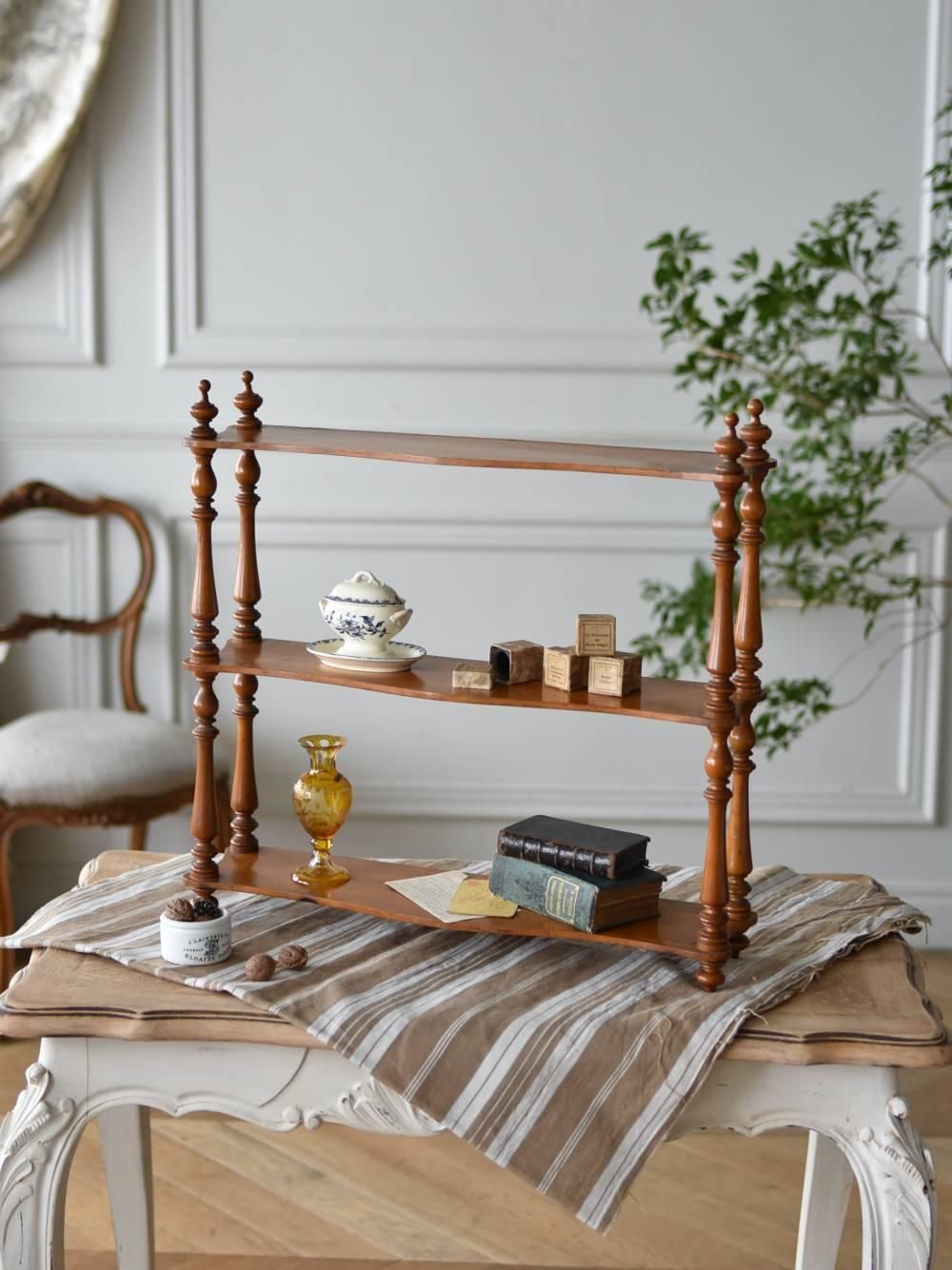 フランスアンティーク家具 アンティーク3段シェルフ.11 ナチュラル