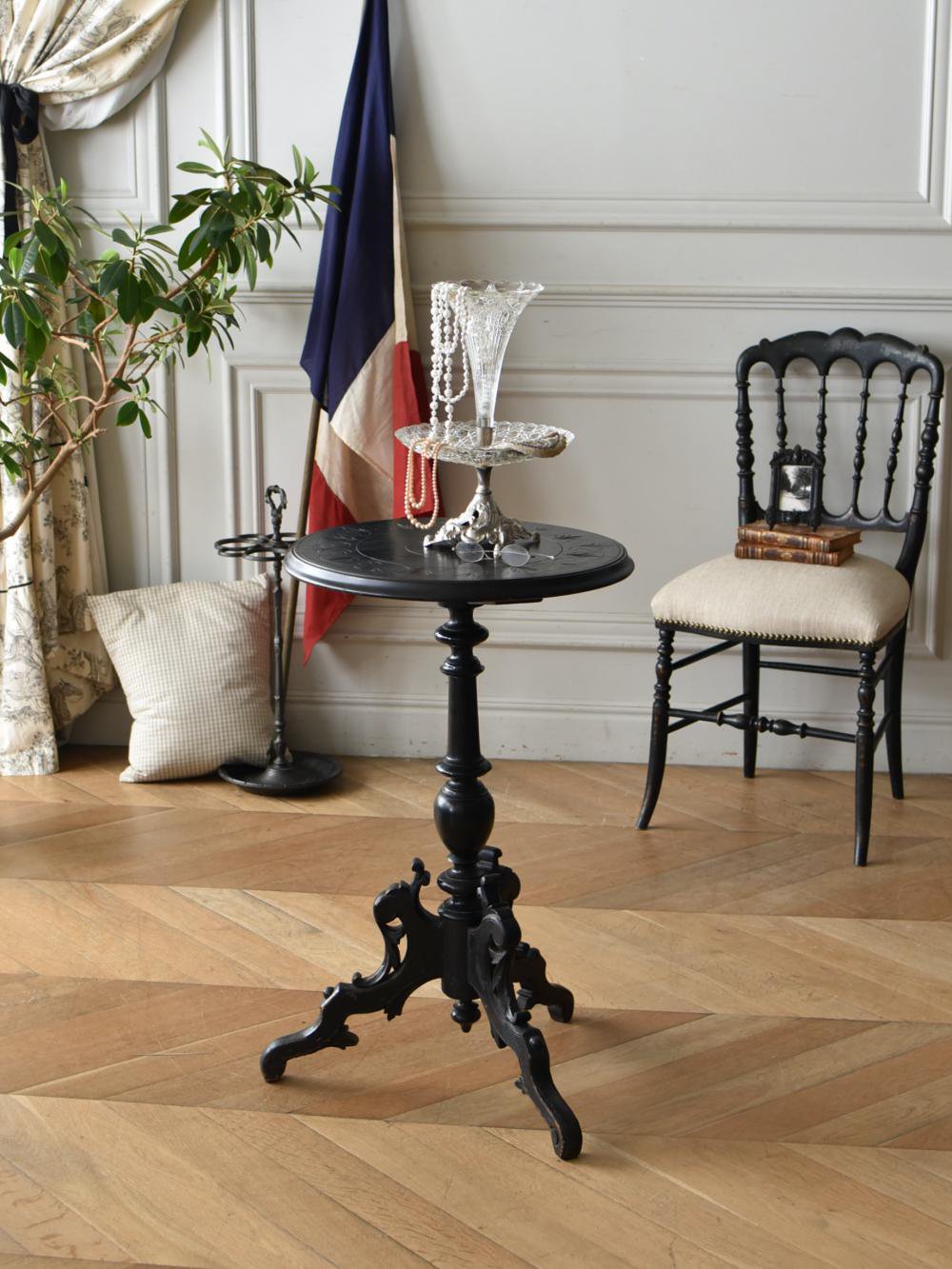フランスアンティーク家具 ラウンドテーブル.24 フレンチテーブル