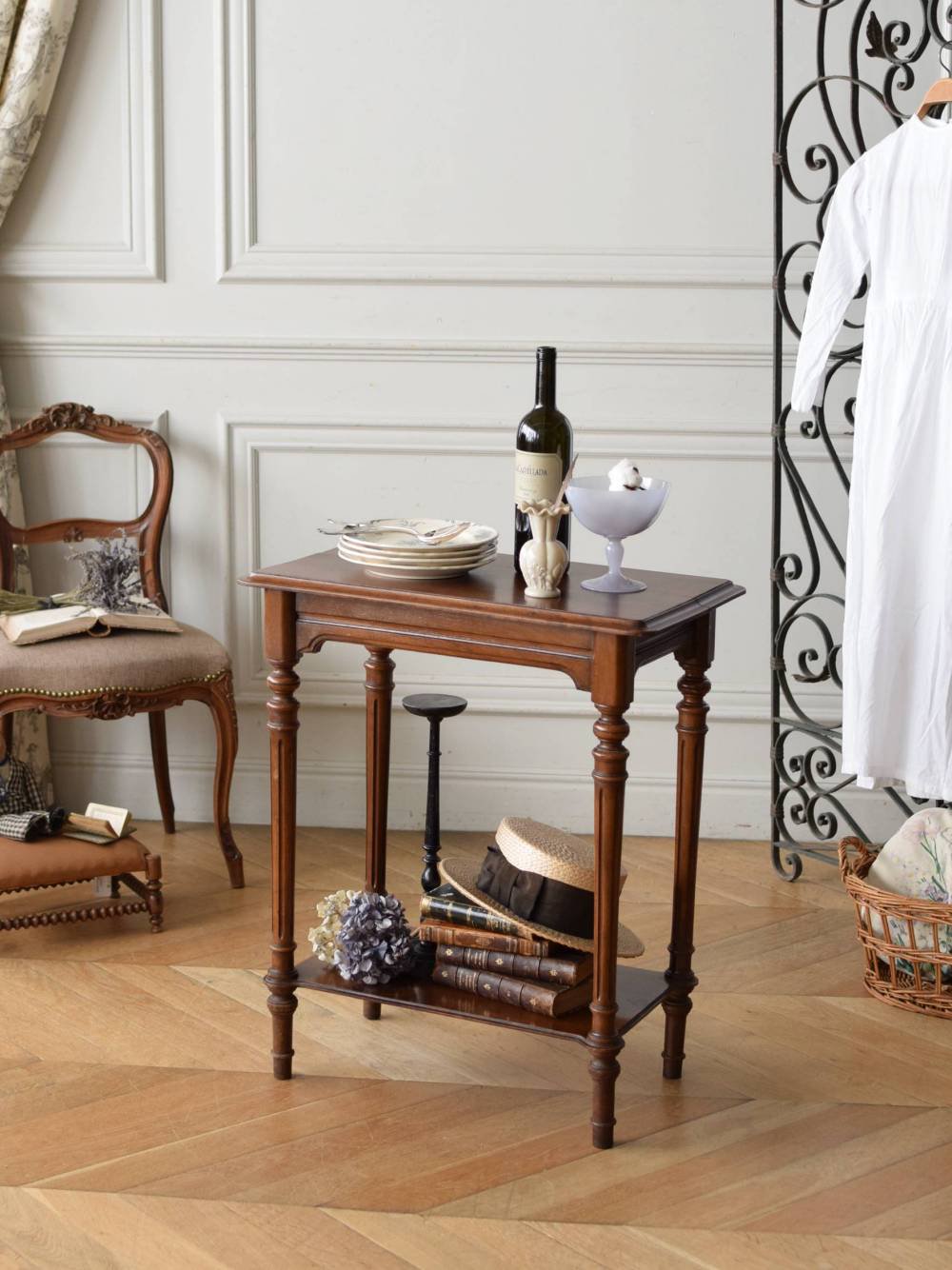 フランスワインテーブル カントリー家具 フレンチ 白家具 花台 