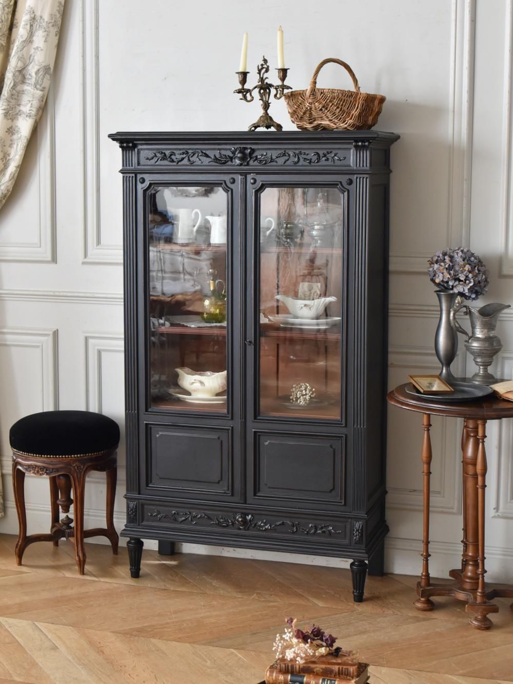 フランスアンティーク家具 アンティーク家具 フランスアンティークの美しいキッチン
