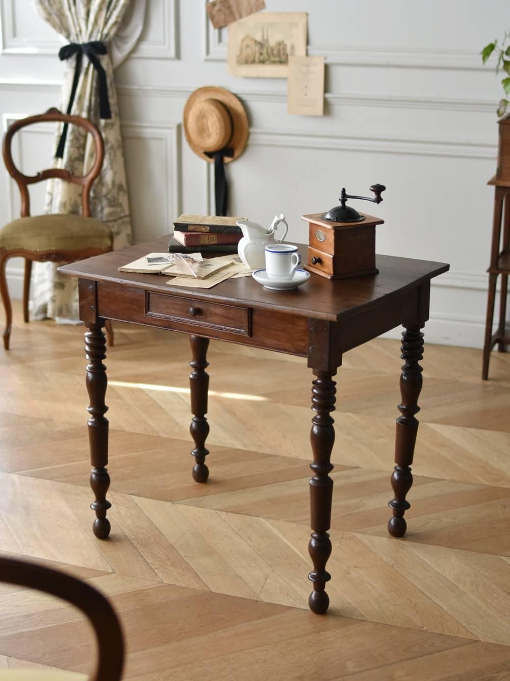 古い文机 ろくろ脚 木製ダークブラウンテーブル 引き出し付き