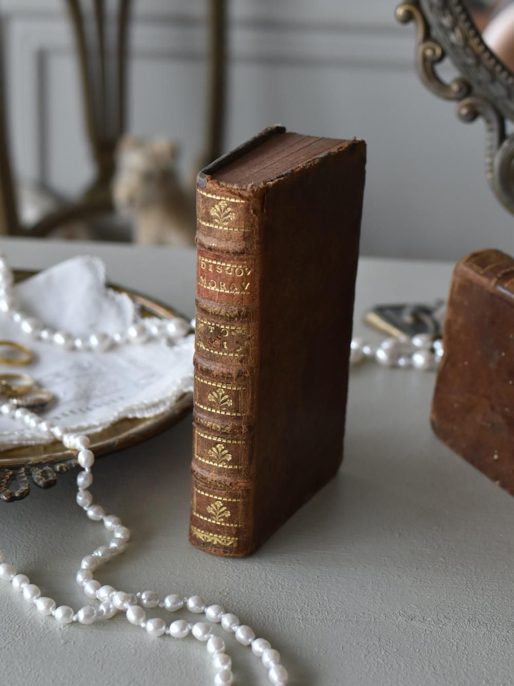 アンティーク　洋書 イギリス 本 1947年 イギリスとフランスのアンティーク本の通販アンティークショップ