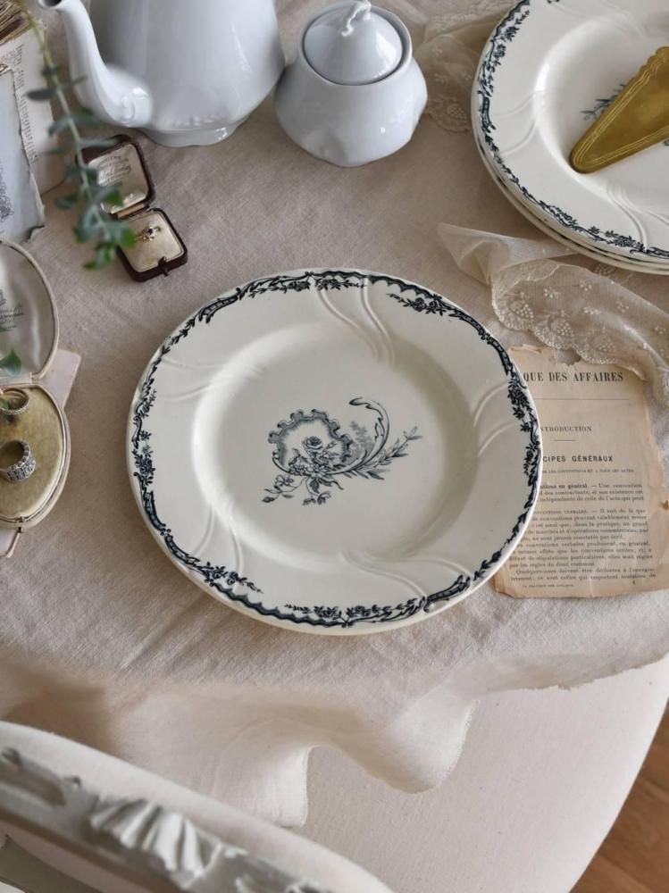 饦ɥץ졼ľ24.TRIANON9