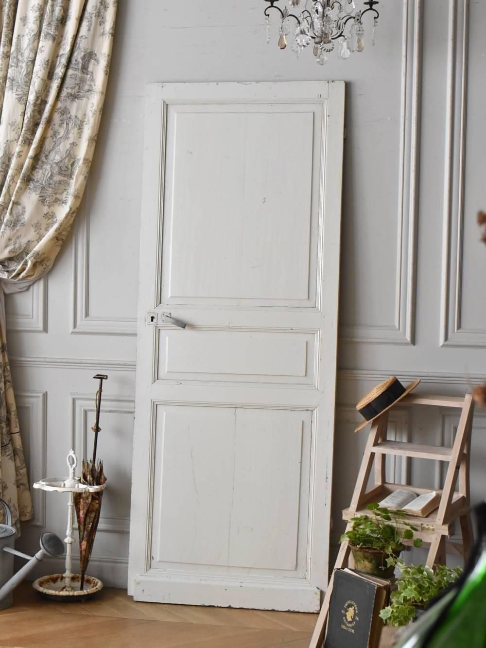 ヨーロッパヴィンテージ　アンティーク　木製パネルドア　ホワイトペイント　腰パネル CeraCore 天然木 壁用 ウッドパネル ウォールパネル 白 ホワイト