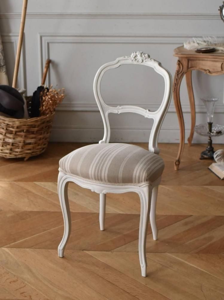 ե.White2<img class='new_mark_img2' src='https://img.shop-pro.jp/img/new/icons1.gif' style='border:none;display:inline;margin:0px;padding:0px;width:auto;' />