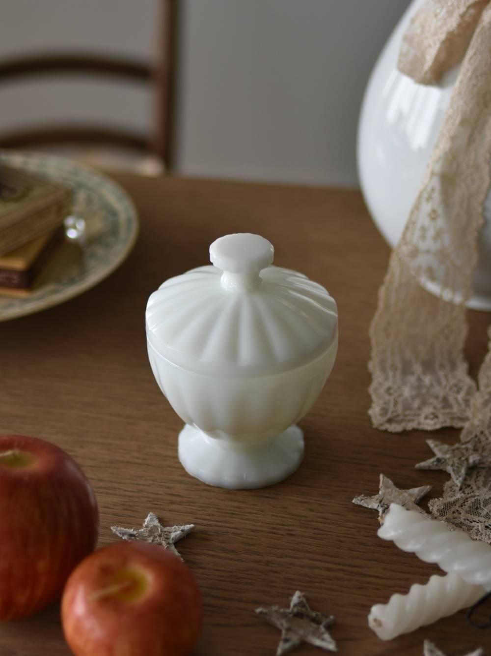 ボンボニエール.small フランスヴィンテージ雑貨 オパリンガラス