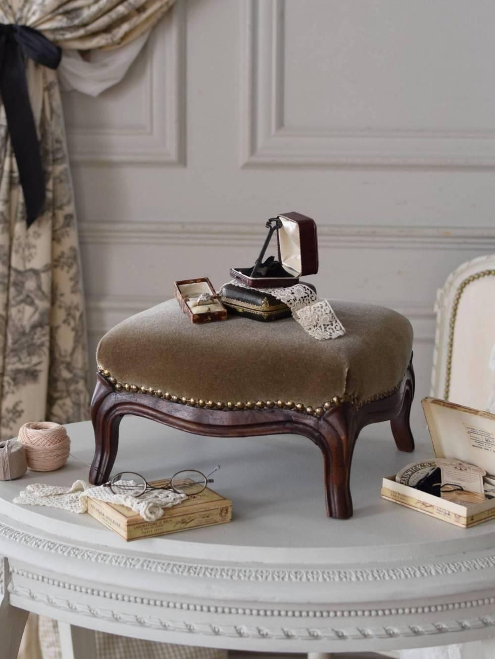 フットスツール.Brown4 フランスアンティーク家具 ディスプレイ