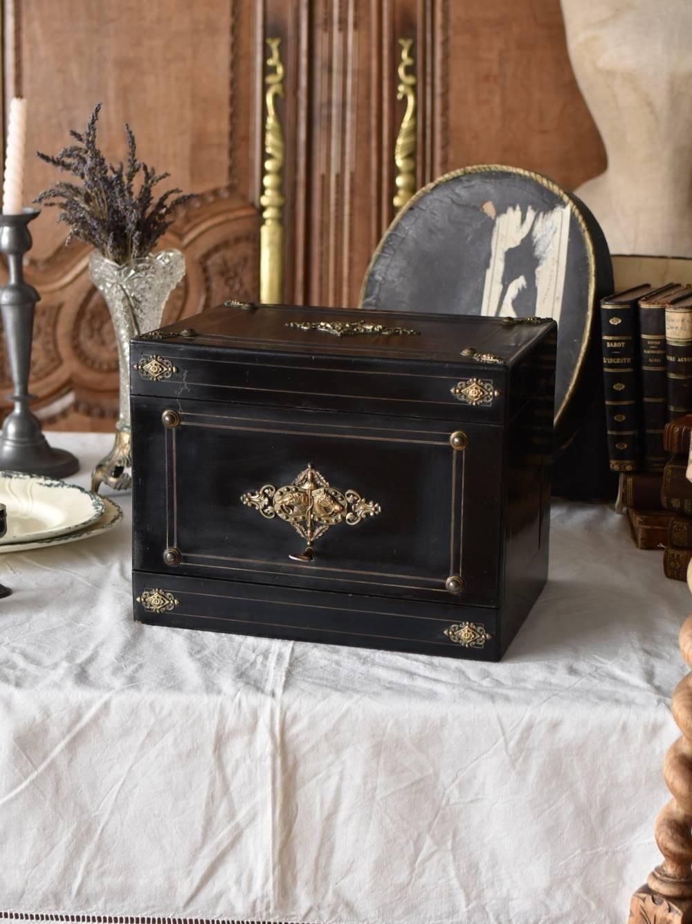 フランス　アンティーク　ボックス アンティークボックス.Black フランスアンティーク雑貨 リキュールセラー