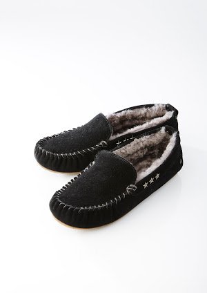 AKM(エイケイエム)×EMU COW SUEDE/SHEEP SKIN/STAR STUDS SLIP ON シューズ　(BLACK)　エミュ　 スリップオン　ムートン　レザー　シューズ　ブラック　ベージュ　G229-MTN003 - Jacuzzi by