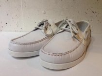 <img class='new_mark_img1' src='https://img.shop-pro.jp/img/new/icons20.gif' style='border:none;display:inline;margin:0px;padding:0px;width:auto;' />AKM  cow deck shoes  made in PORTUGAL   (WHITE/BLACK/RED/NAVY)