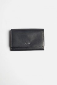 <img class='new_mark_img1' src='https://img.shop-pro.jp/img/new/icons2.gif' style='border:none;display:inline;margin:0px;padding:0px;width:auto;' />AKM×GUIDI  special guidi leather CARD CASE   (BLACK)