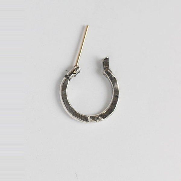 K18goldpost Hammered Hoop Pierce(S) - VIVIFY STORE