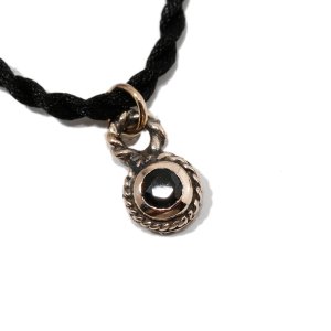 【2/14迄に到着希望の場合は要相談】Small Stone Native Necklace/k10/Silk code