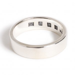 Back Hallmarks Ring/Plain/Middle