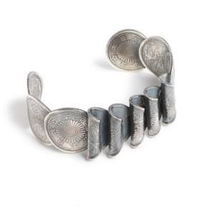 Phoenix 50 Sen Coins Wave Bangle