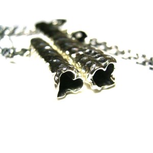 【12/24迄にお届け可】Pipe Heart Bar Necklace(L)