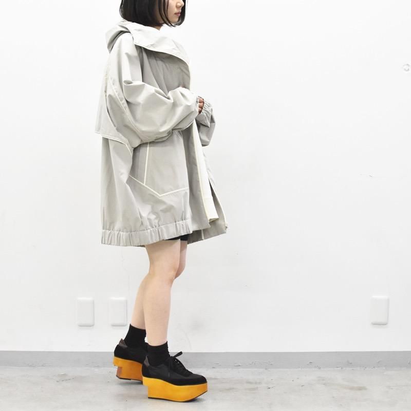 BALMUNGグラフィックハイネックビッグパーカー Misty white - トップス