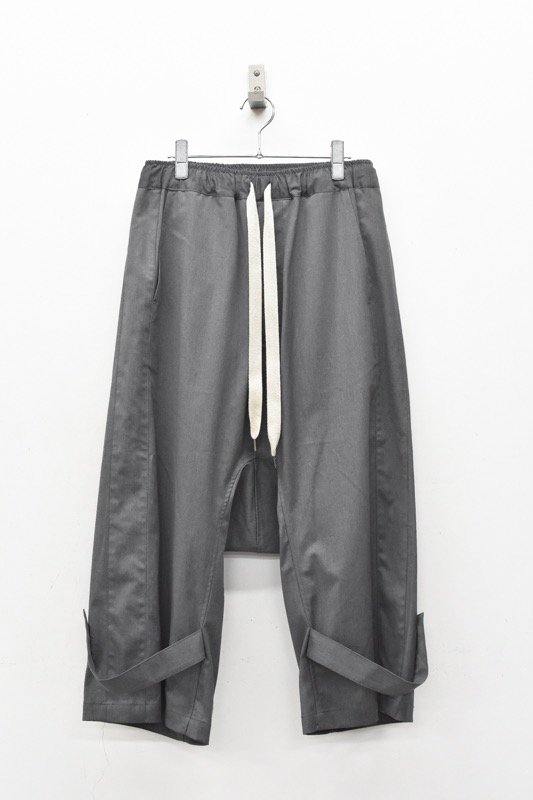 prasthana / passive modulation pants - CHARCOAL