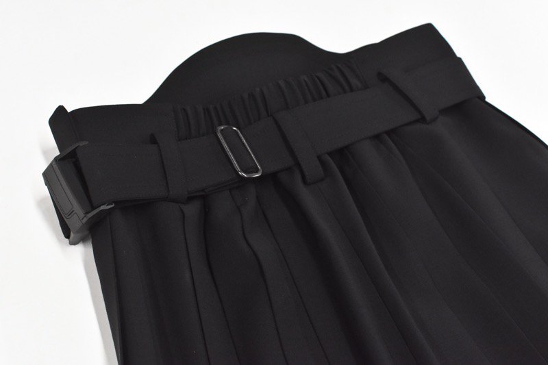 HATRA / Hak Pleats Pants - BLACK - CRACKFLOOR WEBSHOP