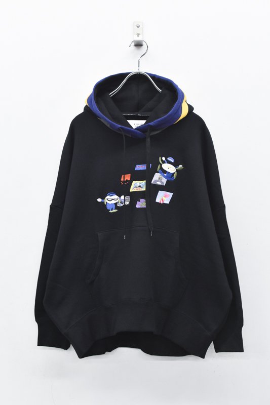 bedsidedrama ODDTAXI / City Scenery Embroidery Hoodie - BLACK
