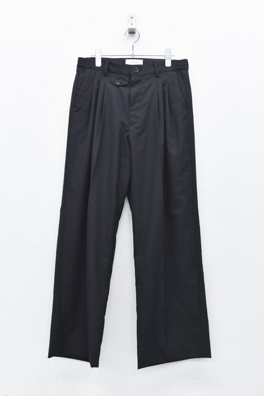 THE JEAN PIERRE / Three Tuck Super Wide Trousers - BLACK