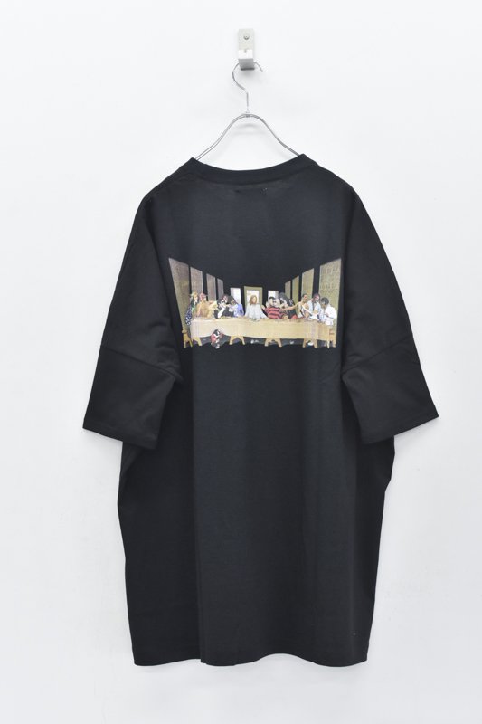 STOF / Back Pages Relax TEE - BLACK / B