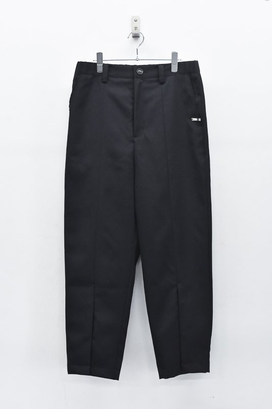 prasthana / LC1 trace tapered trousers - BLACK