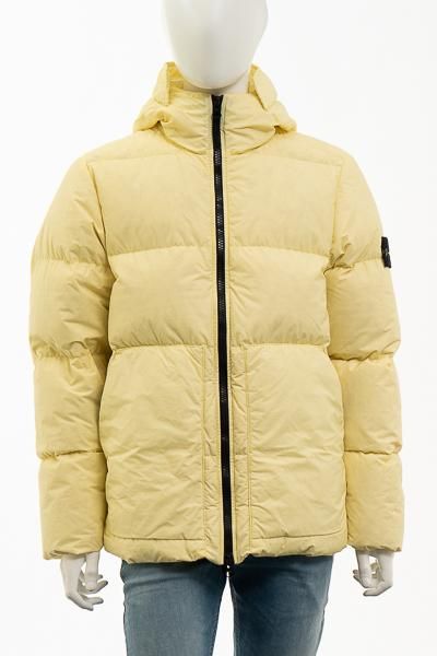 stone island ダウンジャケット内側のタグのQ