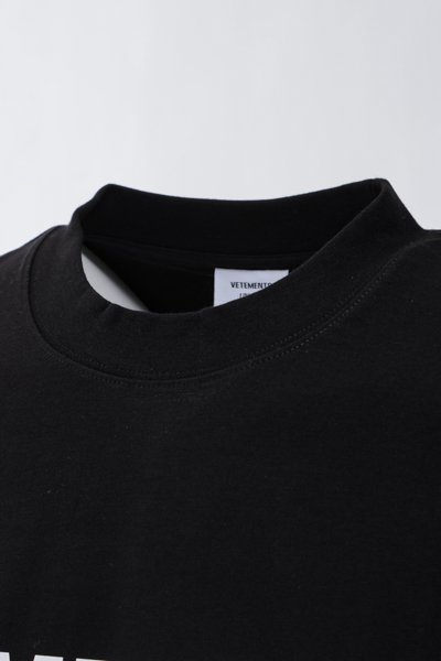 ヴェトモン / Vetements Tシャツ / 半袖 - 日本最大級のブランド通販 ...