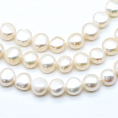 虹色オフホワイトカラーひし形バロック淡水パール1粒/10粒入 虹色オフホワイトカラーひし形バロック淡水パール1粒/10粒入
