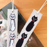 リネン生地のネコ刺繍ブックマーク　しおり　TOCONUTS/トコナッツ