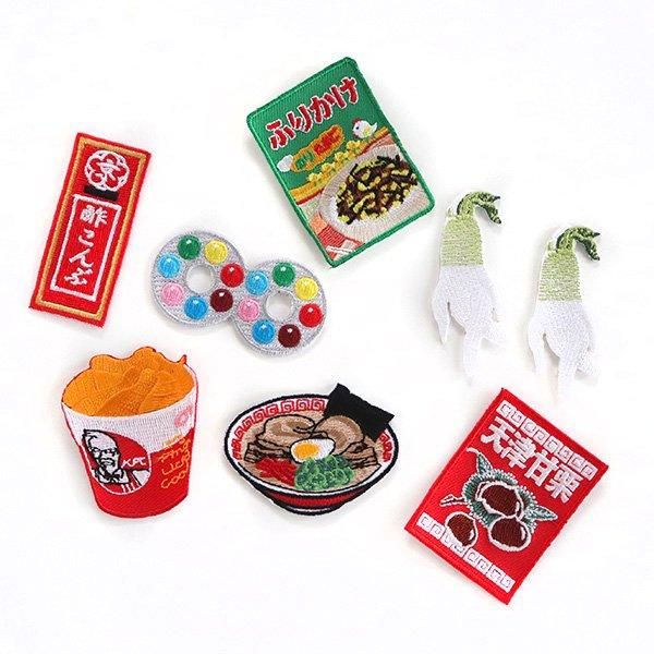 刺繍アイロンワッペン メガネチョコ 駄菓子 - かわいいと楽しいをお