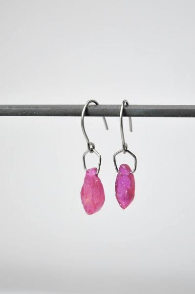 ttp430 チタン /  ルビーピアス<img class='new_mark_img2' src='https://img.shop-pro.jp/img/new/icons21.gif' style='border:none;display:inline;margin:0px;padding:0px;width:auto;' />