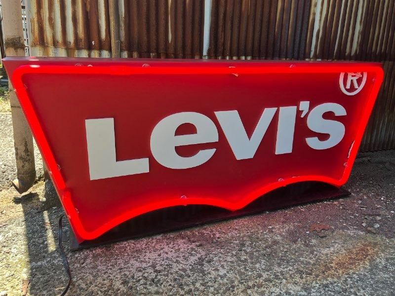 Lighted Sign ”80's Levi's ” - イーズアンティーク