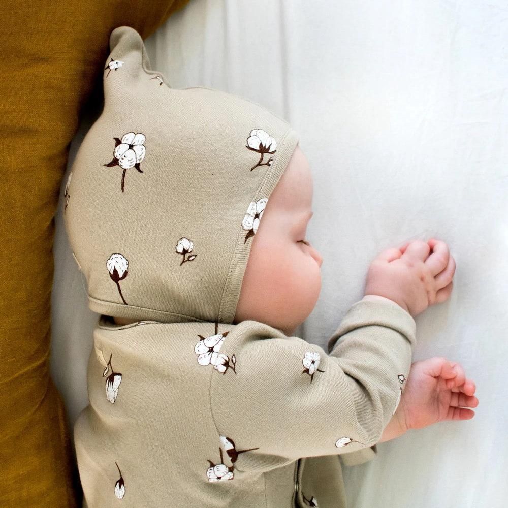 BABY ボンネット　オフ白 丸い形のベビーボンネット オフホワイト オーガニックコットン