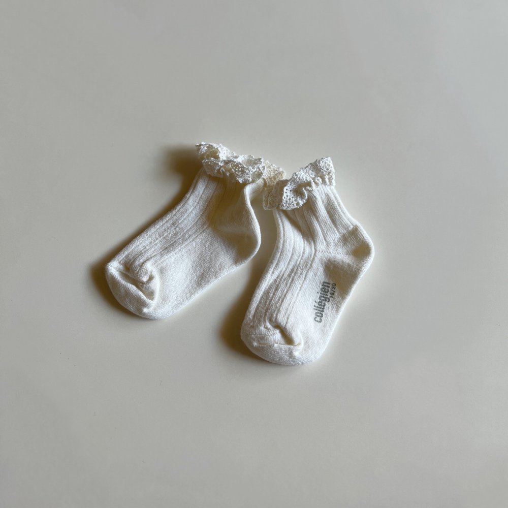 Lili Lace Trim Ribbed Ankle Socks / Blanc Neige img