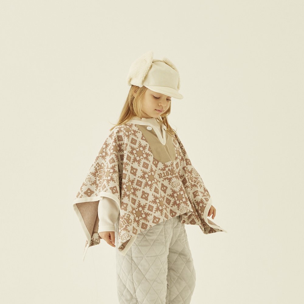 Eight Star Jaquard Poncho beige - cuccu-こども服と雑貨のセレクト