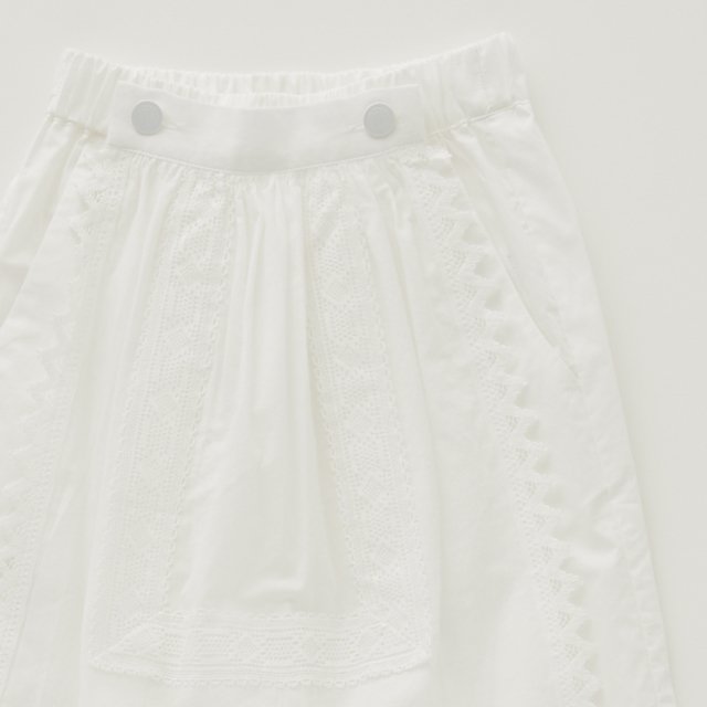 Cotton Typewriter Lace Apron Pants off white img1