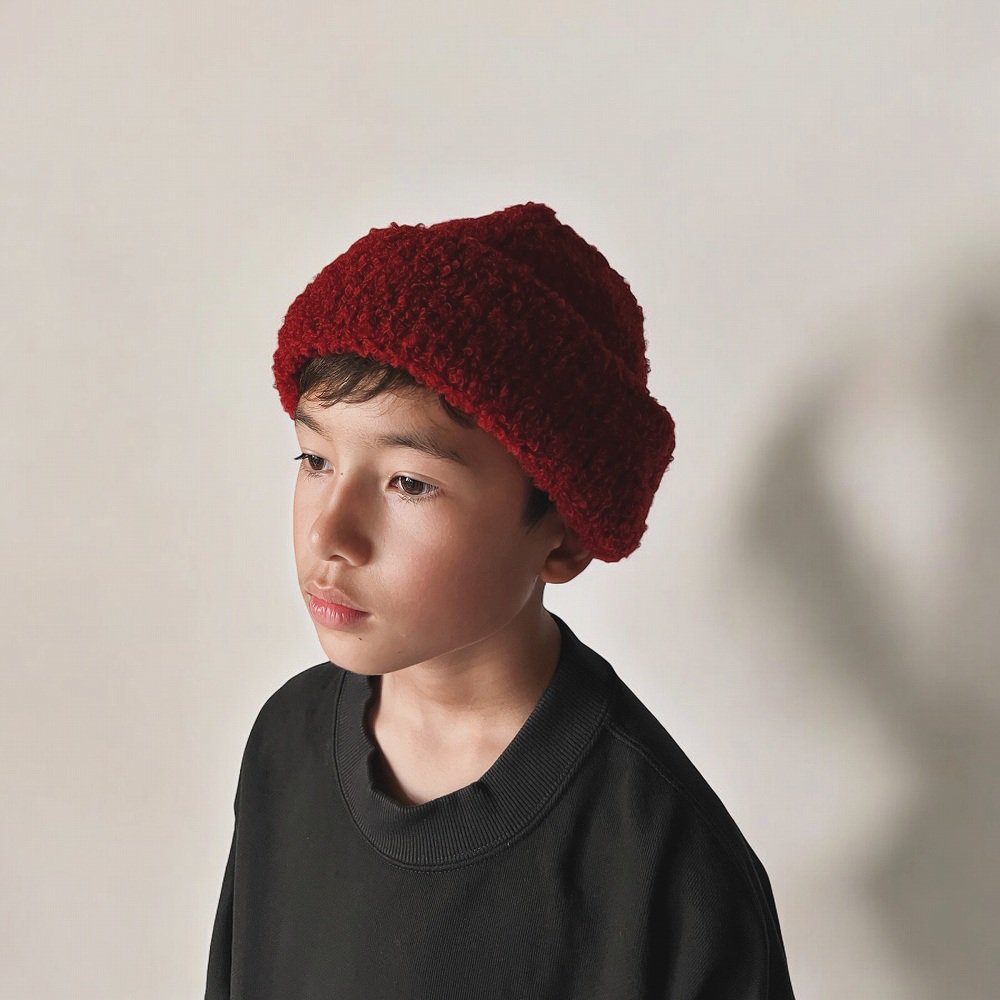 B101 Tubular Bob Cap Boucle Cherry img