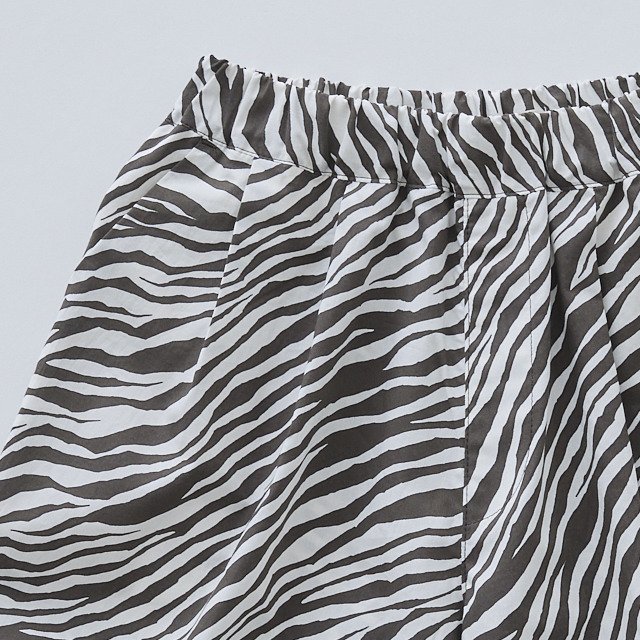 1/30䳫ϡ2-3١eLfinFolk ֥饷硼ȥѥ ֥å / Zebra Wide Shorts faded black img1