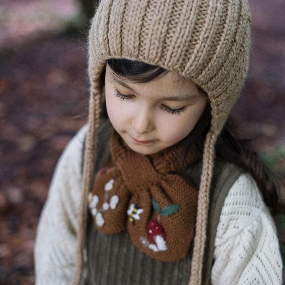 11ټȯShirley Bredal å˥åȥޥե顼 / Woodland Scarf - Caramel img1