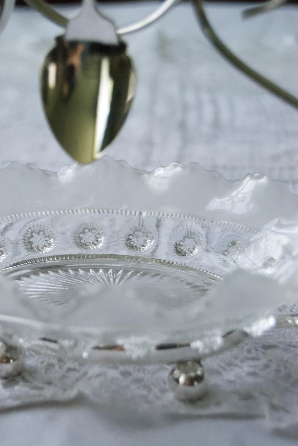 イギリスアンティーク　ジャムスタンド アンティークのガラスのジャムスタンドをイギリス