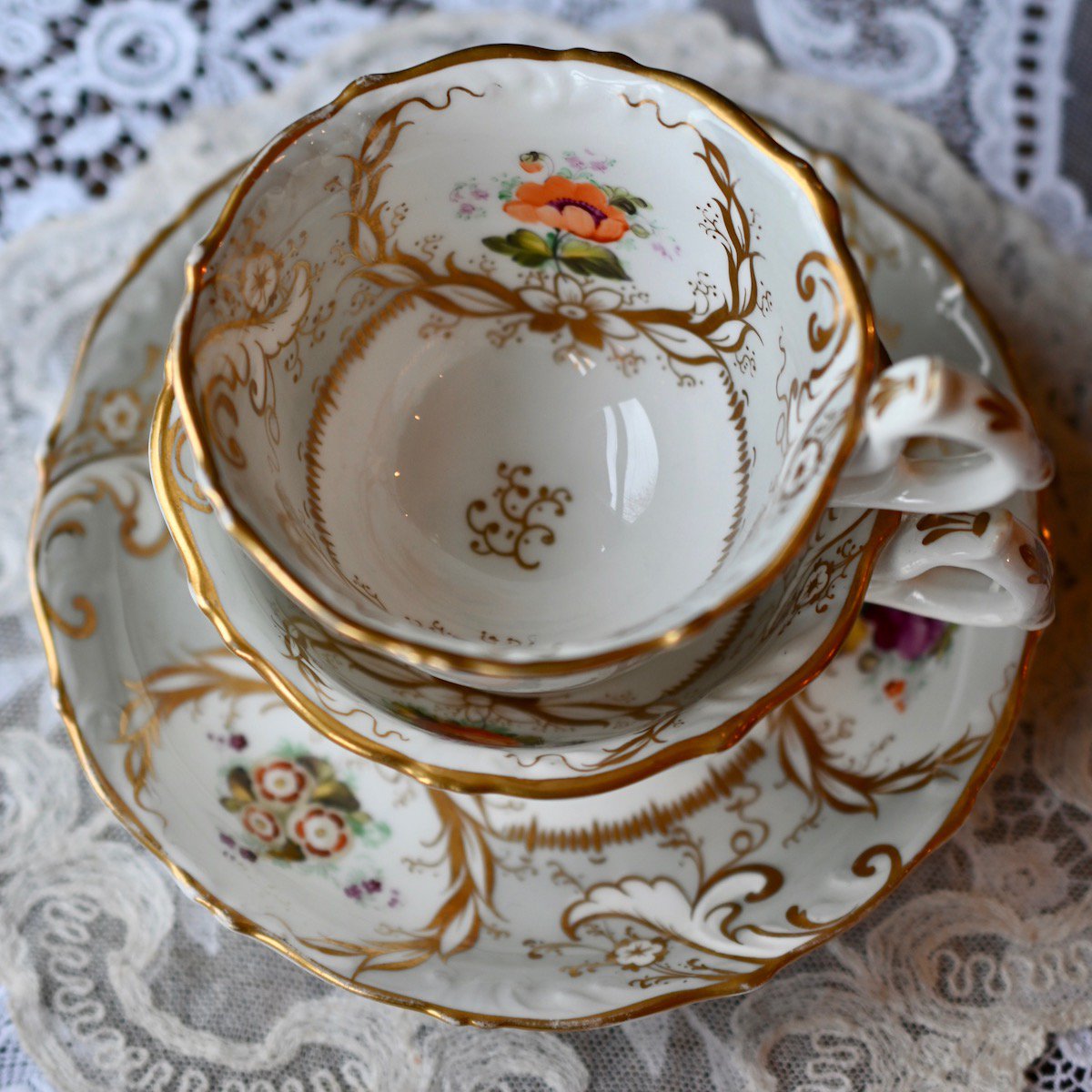 イギリス 1800年代 アンティーク ティーカップ＆ソーサー - 食器