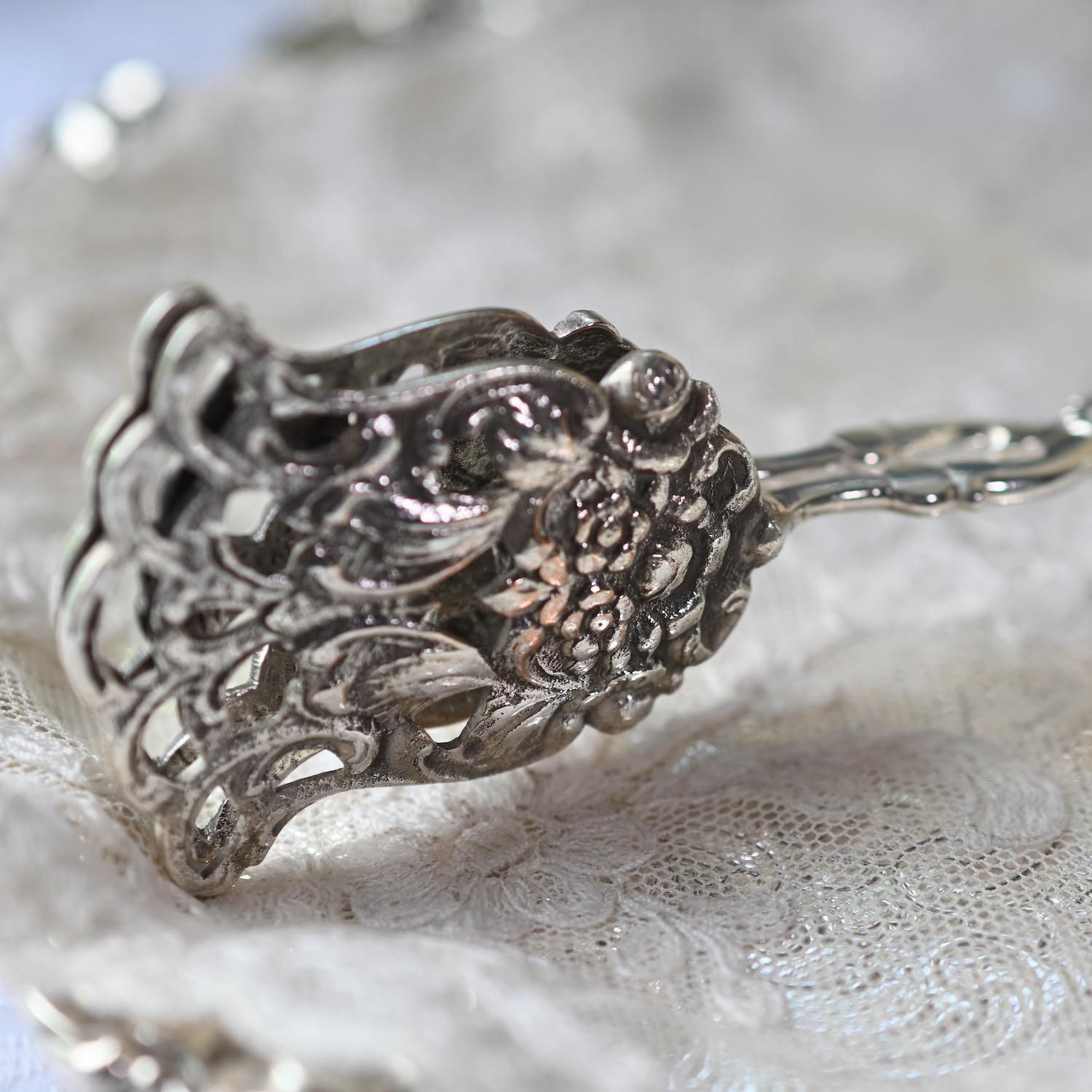 ドイツ製 ジャーマンシルバー800 天使の羽模様のケーキトング