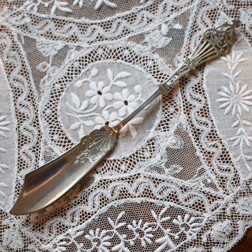 【米国／Galt & Bro.】純銀 スターリング 透かし バターナイフ「天使」
